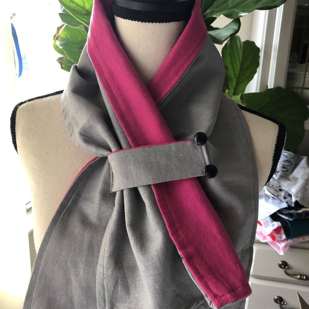 Scarfs - Picture 1 of 1